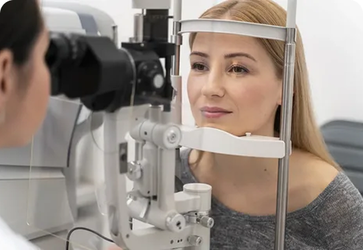 Corneal foreign body removal